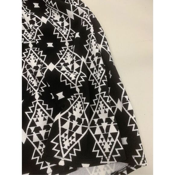 Cute Lularoe Dress - Picture 2 of 6